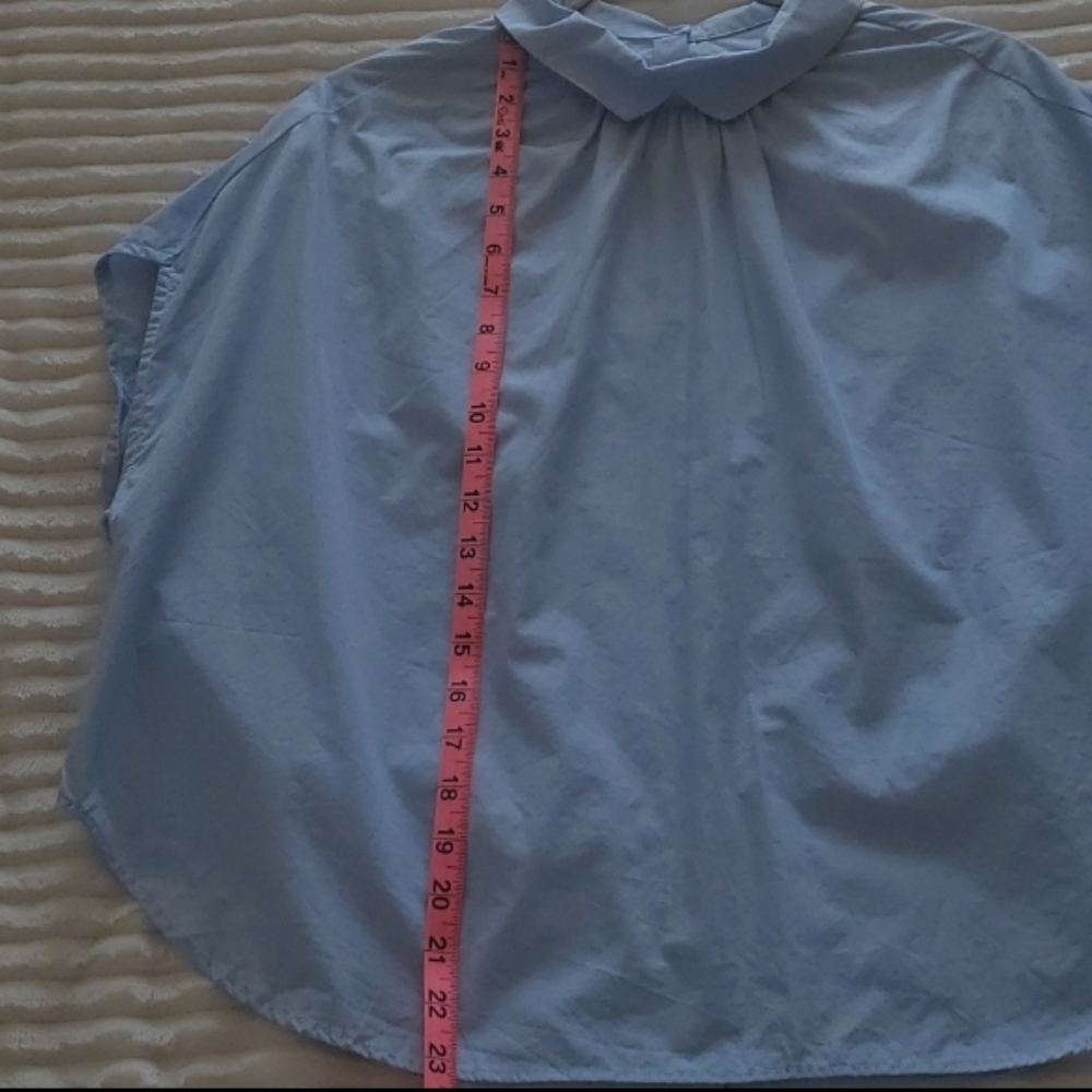 Gallego Desporte, Sleeveless Button Back Shirt, Light Blue, Size M - Picture 9 of 13